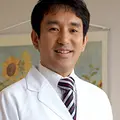 溝上眼科 院長の写真