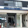 うえほんまち歯科の外観写真