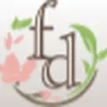 ファミーユこども歯科のロゴ