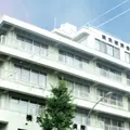 横浜掖済会病院の外観写真