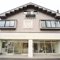 新子安駅前おとな・こどもフラワー歯科の外観写真