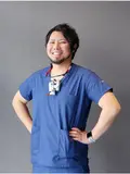 歯科医師 阿見 諒也の写真