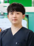 院長 塚本の写真