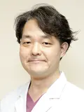 理事長・院長 金井 雄二の写真