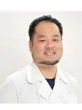 歯科医師 沖原 秀政の写真
