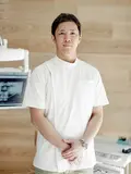 院長 足達 慶輔の写真