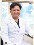 院長 石田 隼一の写真
