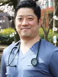 院長 山根 克章の写真