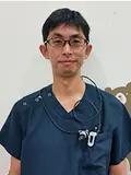 院長 鈴川 佳吾の写真