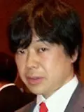 医師 都外川 新の写真
