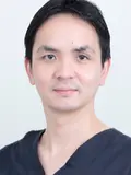 院長 岡田 拓也の写真