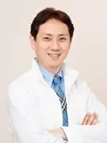 院長 めかた 啓介の写真