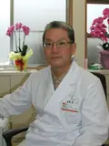 院長 上田 剛の写真