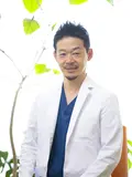 理事長・院長 釣谷 充弘の写真