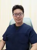 院長 星岡 賢英の写真