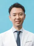 院長 上條 俊輔の写真
