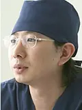 インプラント・再生医療研究センター センター長 歯学博士 加藤 嘉哉の写真