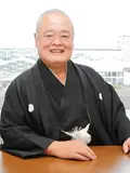医師 美原 盤の写真