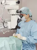 医学博士 関西医科大学非常勤講師 眼科専門医 戸部 隆雄の写真