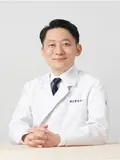 院長 新井 貴之の写真