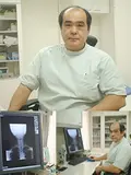 院長 名嘉眞 正弘の写真