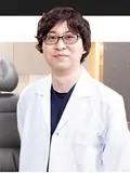 院長 山田 純輝の写真