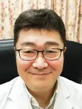 院長 新海 恒雄の写真