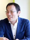 院長 白 成光の写真