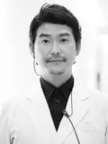 歯科医師・歯学博士・理事長 野村 雄司の写真