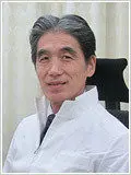 院長 関 忠和の写真