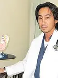 院長 眞鍋 一孝の写真