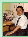 院長 松平 隆光の写真