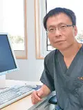 院長 千坂 賢次の写真