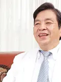 院長 加納 繁照の写真