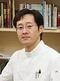 院長 管野 輝勝の写真