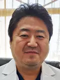 院長 安田 聖人の写真