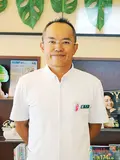 理事長・院長 栗生 和幸の写真