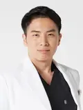 統括院長 宮内 シュンの写真