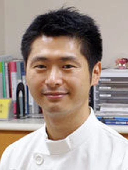 院長 医学博士 河出 昌也の写真