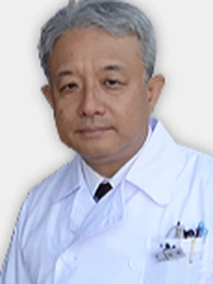 院長 医学博士 地挽 雅人の写真