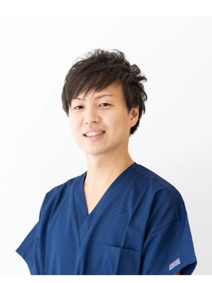 歯科医師 真木 孝明の写真