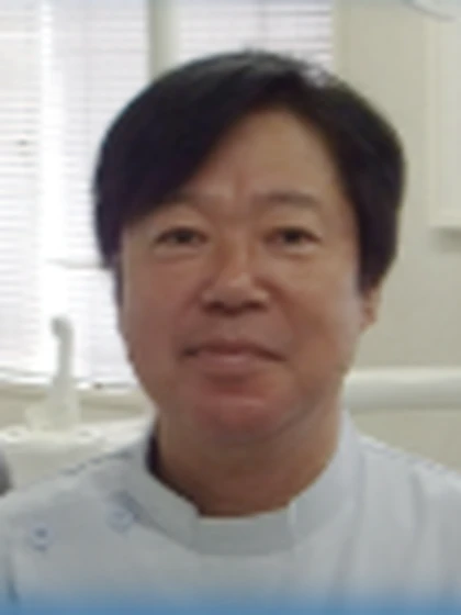 院長 八城 良一の写真