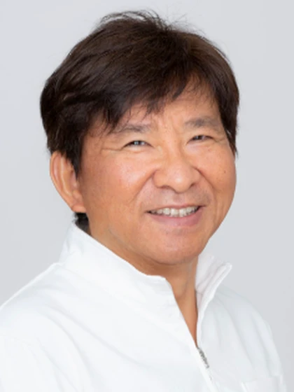 院長 爲近 慎司の写真