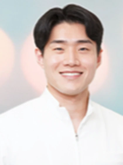 院長 吉永 隼の写真