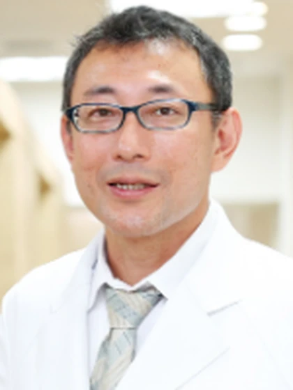 院長 歯学博士 星野 慶弘の写真
