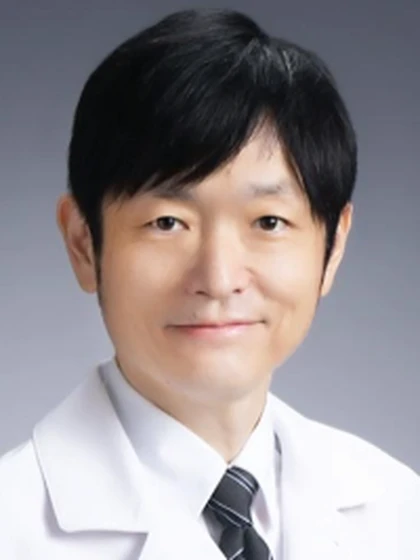 院長 医学博士 大久保 雄介の写真