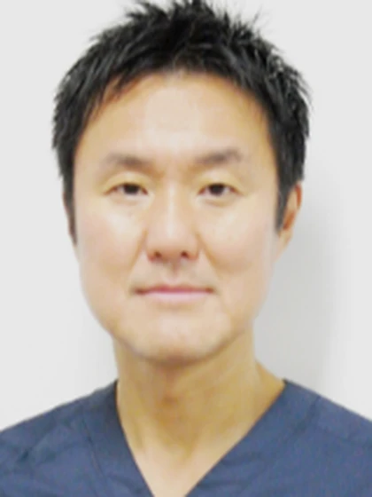 院長 医学博士 河原 裕泰の写真