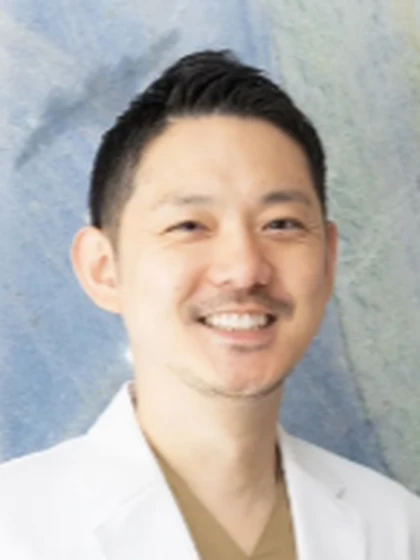 院長 杉崎 真道の写真