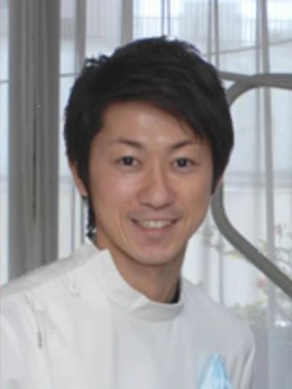 副院長 岡崎 賢治の写真