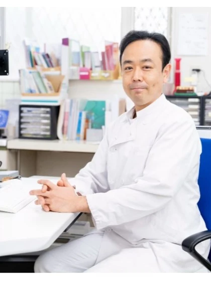 院長 医学博士 春山 航一の写真
